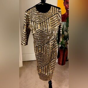 Stretchy sequined dress